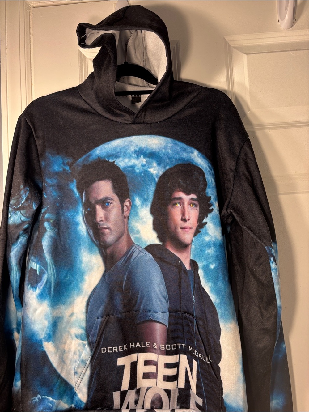 Teen Wolf Derek Hale & Scott McCall Graphic Hoodie Size L - Picture 4 of 5